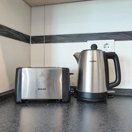 Cityflair Wifi Pool Sauna 6 Pers Ps4 Near Lift شقة *