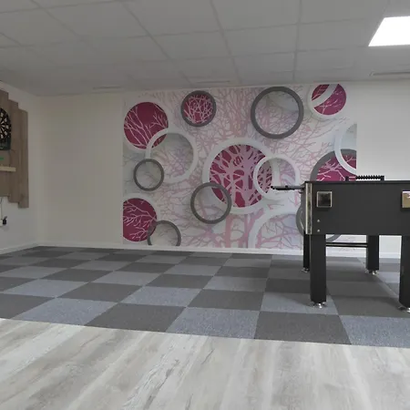 Apartment Cityflair Wifi Pool Sauna 6 Pers Ps4 Netflix Near Lift *
