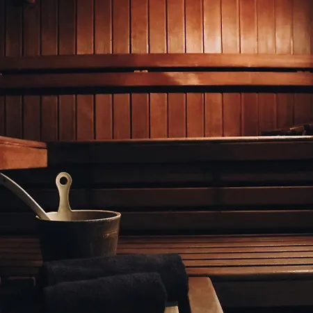 Cityflair Wifi Pool Sauna 6 Pers Ps4 Near Lift شقة