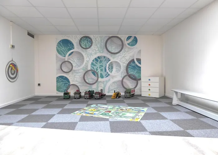 Apartament Cityflair Wifi Pool Sauna 6 Pers Ps4 Near Lift