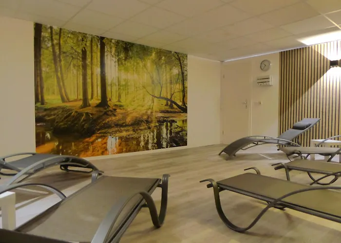 Cityflair Wifi Pool Sauna 6 Pers Ps4 Near Lift Apartament