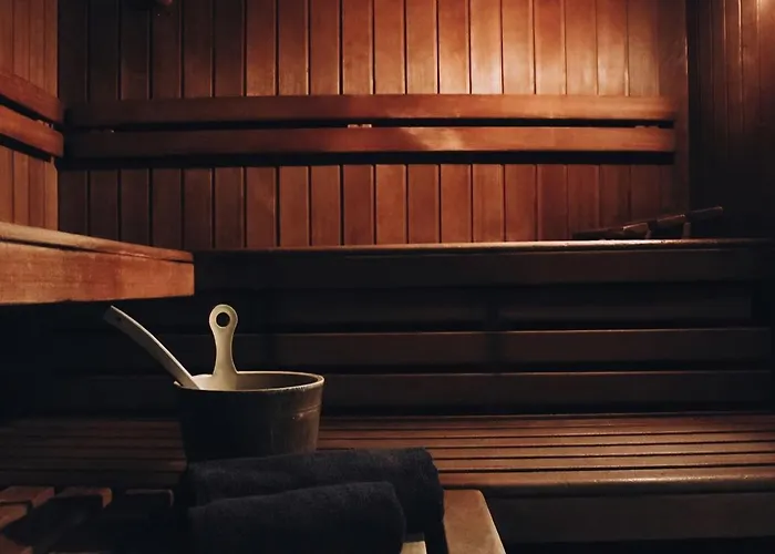 Cityflair Wifi Pool Sauna 6 Pers Ps4 Near Lift Apartament